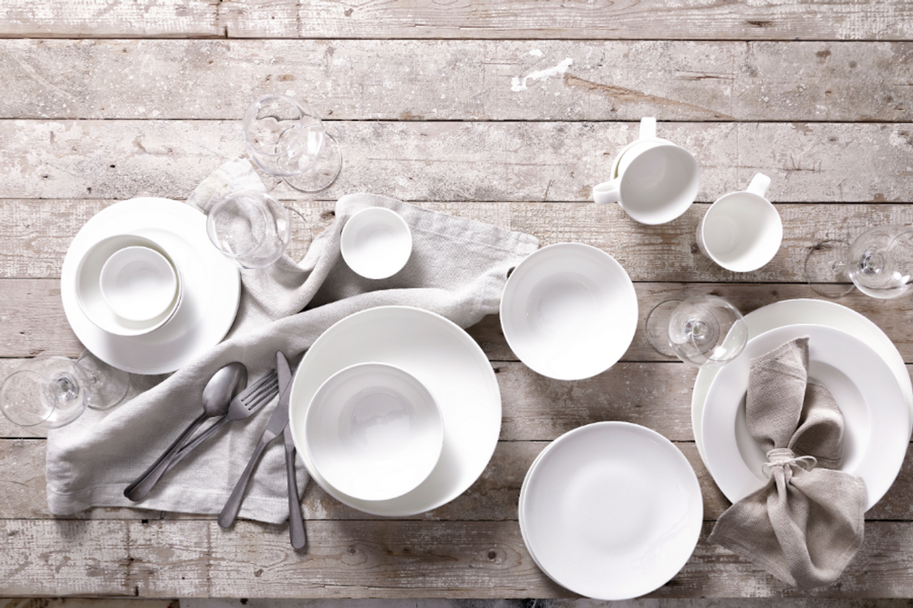 Maastricht Porselein plate coupe Blanc De Blancs 18 cm White